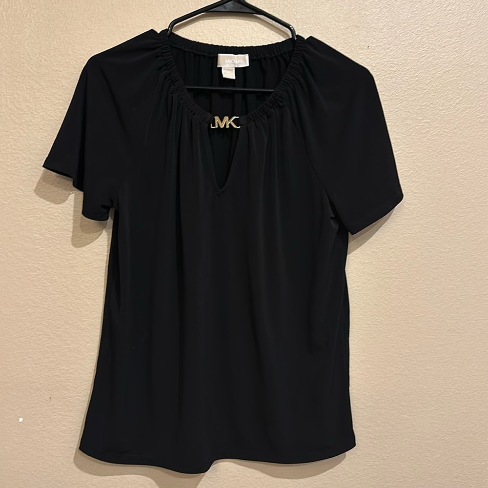 Michael Kors black short sleeve blouse: size S. Worn once.